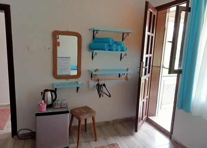 Tuthaliya Homestay Gelemis